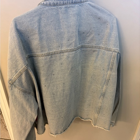 New With Tags ARULA Light Blue Studded Rhinestone Jean Jacket Cropped - Picture 2 of 6